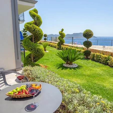 Apartahotel Lobelya 3*